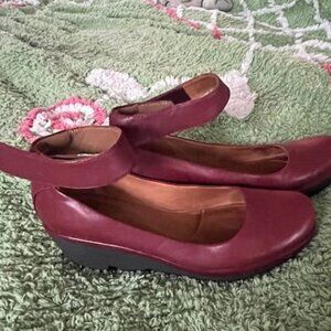 Clarks Leather Artisan Ankle Strap Mary Jane Wedges size 10 M